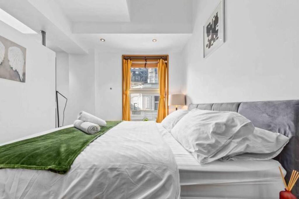 Apartamento Luxe Living Near Piccadilly Hy11 Londres Exterior foto