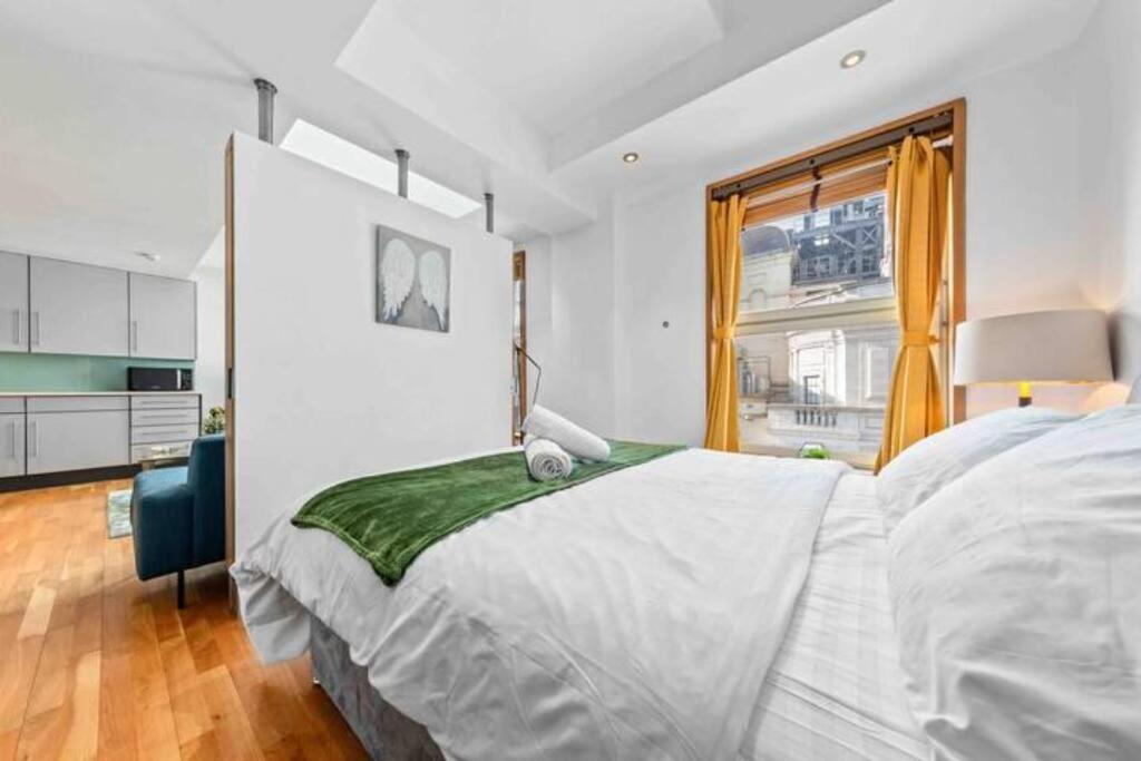 Apartamento Luxe Living Near Piccadilly Hy11 Londres Exterior foto